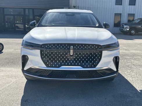 New 2026 Lincoln Nautilus Premier w/ Equipment Group 102A image 3