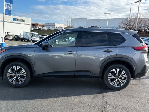 Used 2021 Nissan Rogue SV image 8