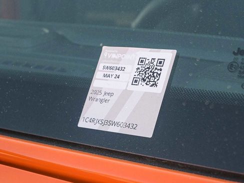 New 2025 Jeep Wrangler Unlimited Rubicon 392 image 36