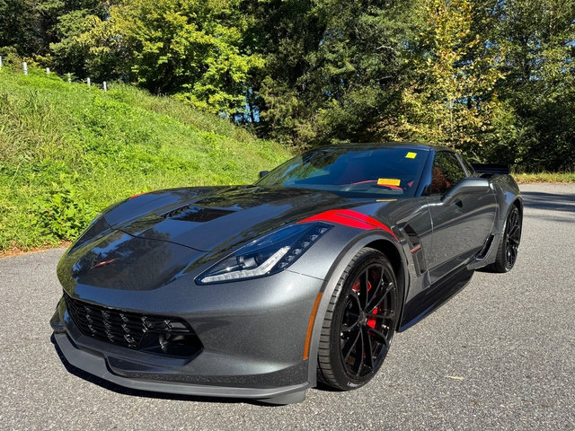 Used 2017 Chevrolet Corvette Grand Sport RWD image 2