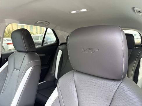 New 2026 Buick Envision Sport Touring AWD/4WD image 11