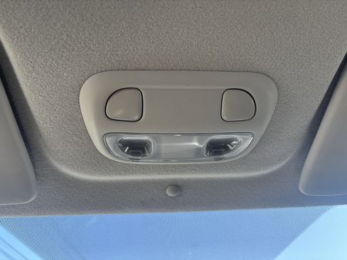 Used 2010 Subaru Impreza 2.5i image 24