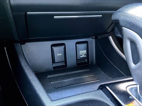 Used 2015 Honda Civic LX image 18