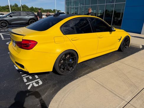 Used 2016 BMW M3 RWD image 3
