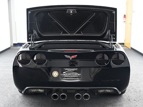 Used 2006 Chevrolet Corvette Convertible w/ Preferred Equipment Group image 35