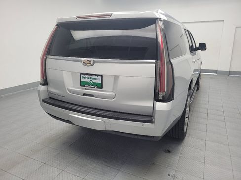 Used 2018 Cadillac Escalade ESV Luxury RWD image 7