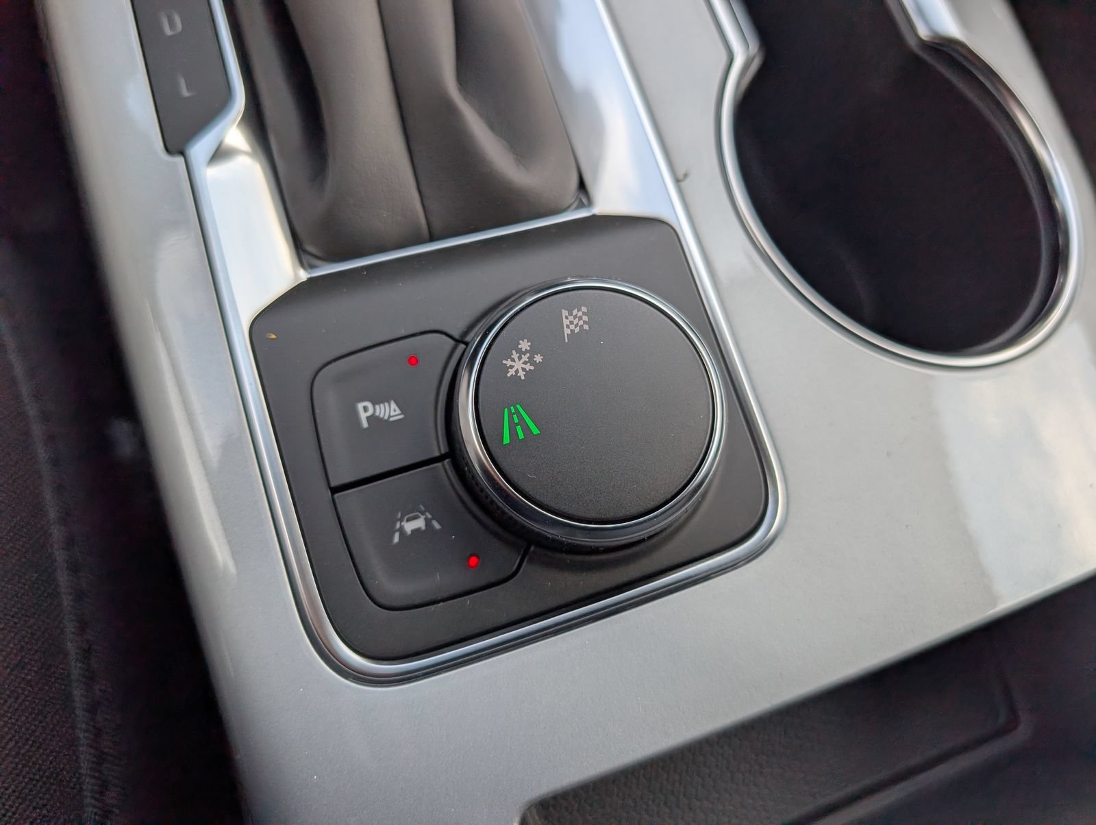 New 2026 Chevrolet Blazer LT w/ Convenience Package FWD image 15