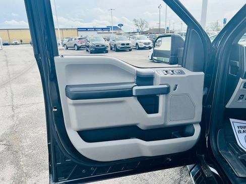 Used 2016 Ford F150 XLT w/ Equipment Group 301A Mid image 15