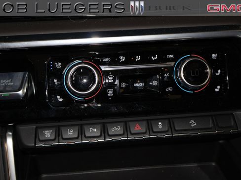 Used 2024 GMC Sierra 2500 Denali Ultimate image 29