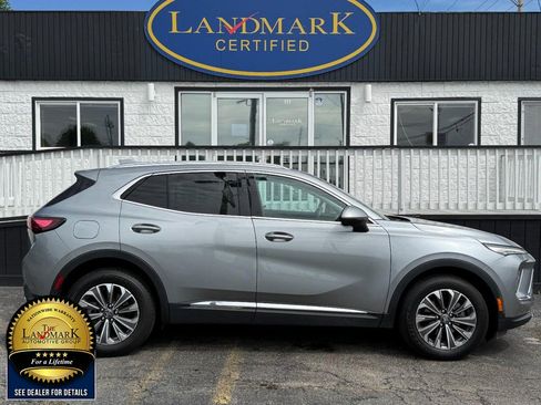 Used 2024 Buick Envision Preferred AWD/4WD image 4