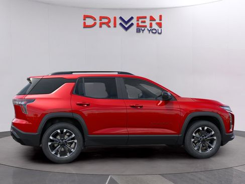 New 2026 Chevrolet Equinox RS image 4