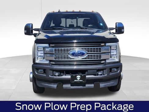 Certified 2019 Ford F350 Platinum w/ Platinum Ultimate Package AWD/4WD image 3