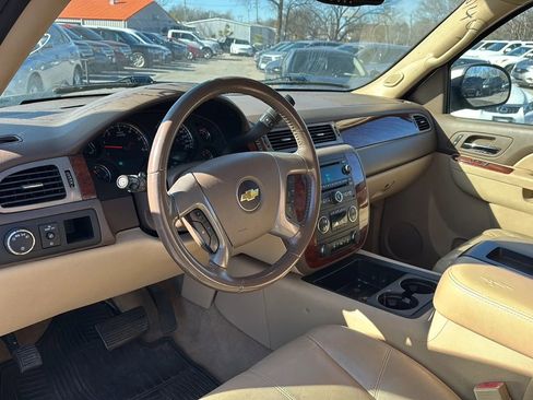 Used 2014 Chevrolet Tahoe LT w/ Luxury Package image 6