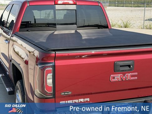 Used 2018 GMC Sierra 1500 SLT AWD/4WD image 5