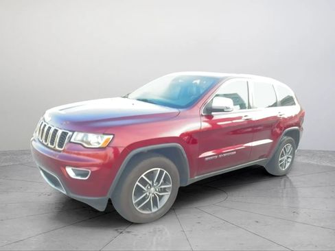 Used 2017 Jeep Grand Cherokee Limited AWD/4WD image 6