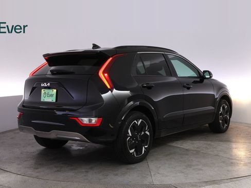 Used 2024 Kia Niro Wind FWD image 3