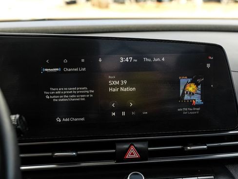 Used 2023 Hyundai Elantra Limited FWD image 33