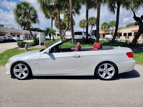 Used 2011 BMW 328i Convertible w/ Premium Pkg RWD image 11