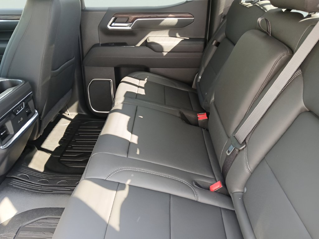 New 2026 GMC Sierra 1500 SLT w/ SLT Convenience Package RWD image 19