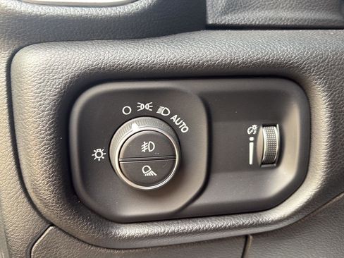 Used 2023 RAM 1500 Lone Star AWD/4WD image 7