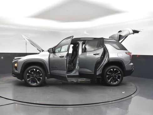 New 2026 Chevrolet Equinox RS w/ LPO, Floor Liner Package image 46