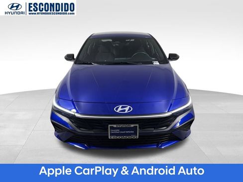 Certified 2025 Hyundai Elantra SEL image 9