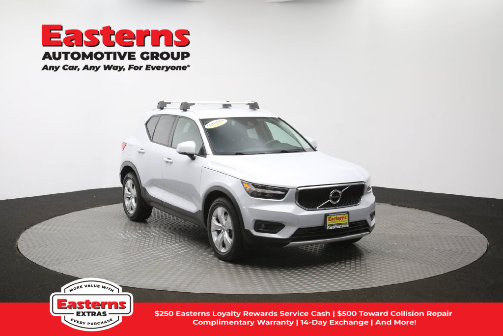 Used 2021 Volvo XC40 T4 Momentum FWD image 49