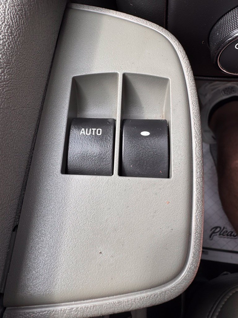 Used 2019 Chevrolet Express 2500 LS RWD image 18