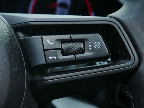 Used 2025 Porsche Macan 4 Electric image 23