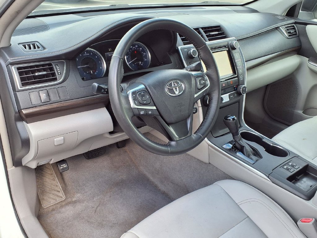 Used 2016 Toyota Camry XLE FWD image 20