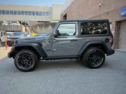 Used 2022 Jeep Wrangler Sport AWD/4WD image 14