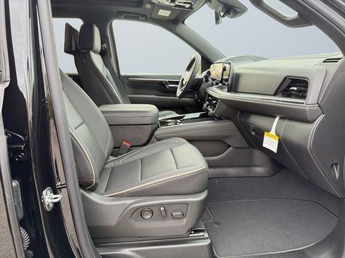 New 2026 Chevrolet Tahoe Premier image 15