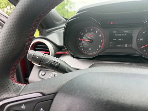 Used 2024 Chevrolet Trax RS w/ Driver Confidence Package FWD image 30