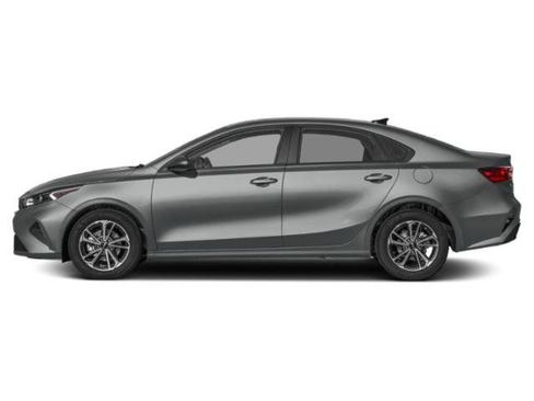 Used 2024 Kia Forte LXS FWD image 34