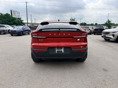 Certified 2023 Volvo C40 P8 Recharge Plus AWD/4WD image 5