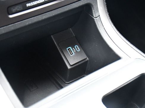 Used 2021 Ford Edge SEL w/ Convenience Package image 30