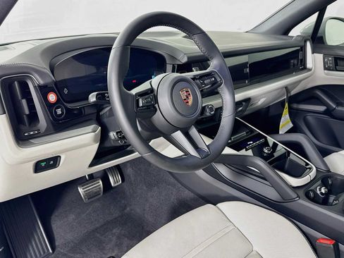 New 2026 Porsche Cayenne S AWD/4WD image 4