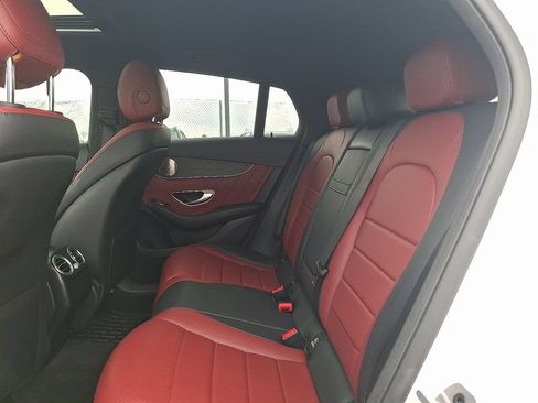 Used 2021 Mercedes-Benz GLC 300 4MATIC Coupe image 11