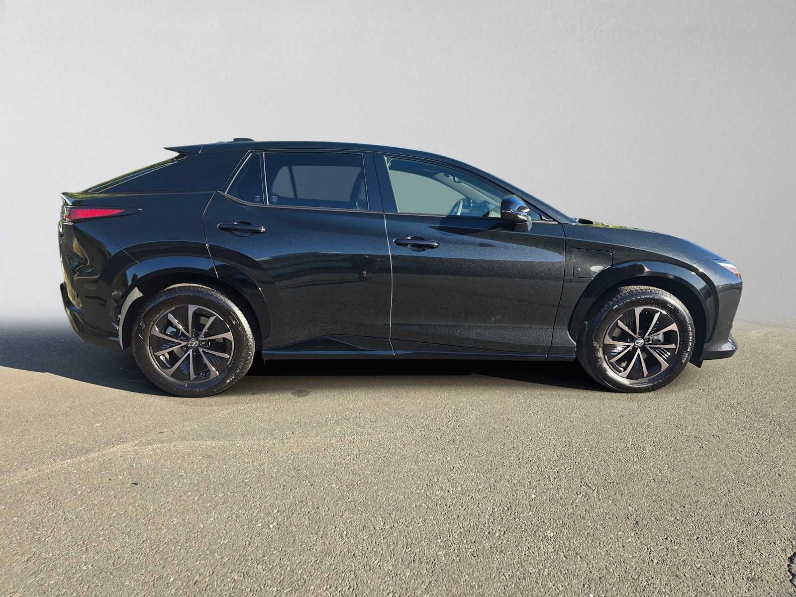 Certified 2026 Lexus RZ 350e 2WD image 2