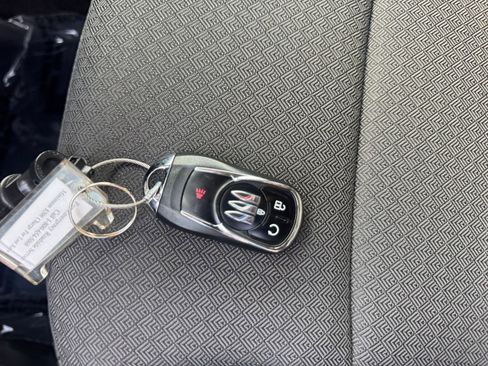 Used 2025 Buick Encore GX Preferred image 22