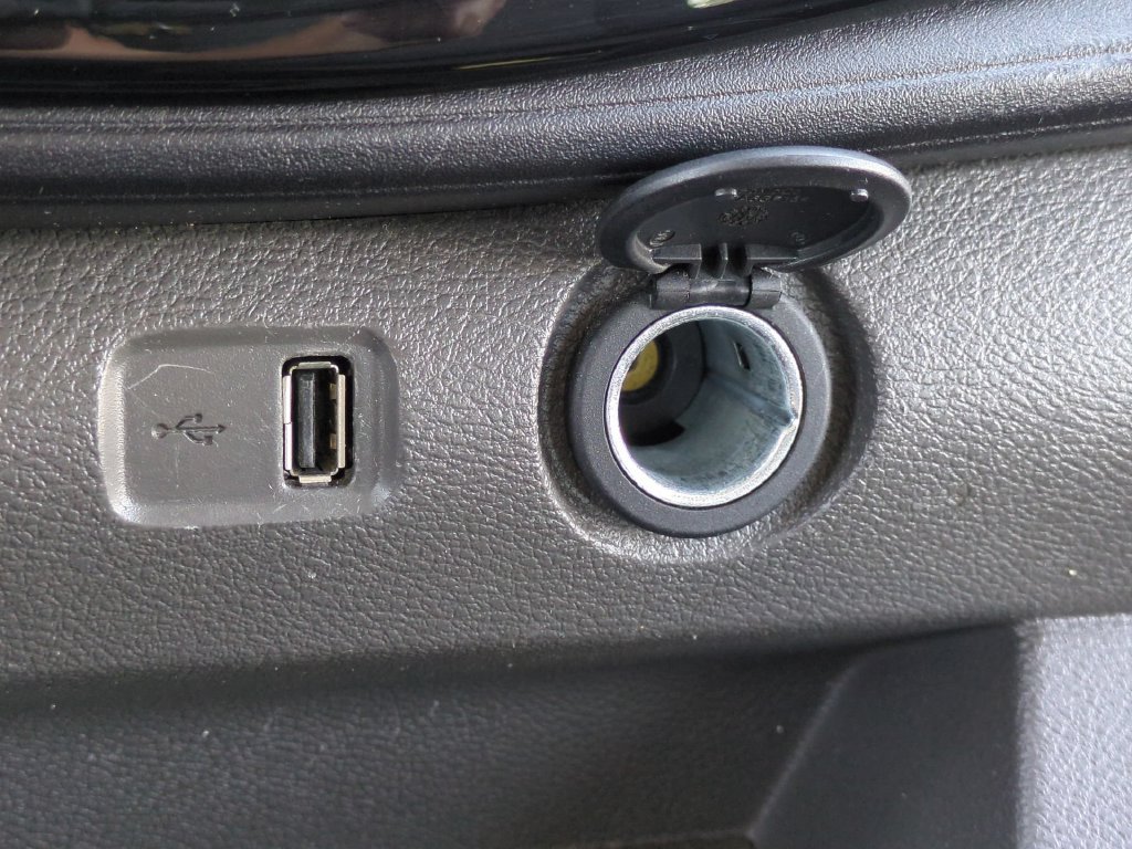 Certified 2024 Ford Transit 350 XLT RWD image 25