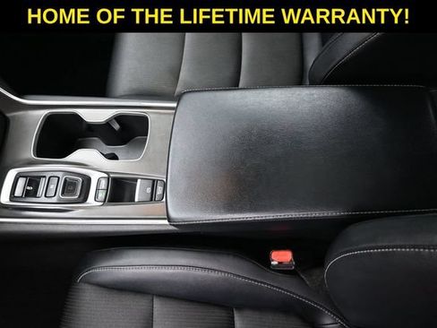 Used 2018 Honda Accord Sport image 31