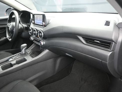 Used 2025 Nissan Sentra S FWD image 23