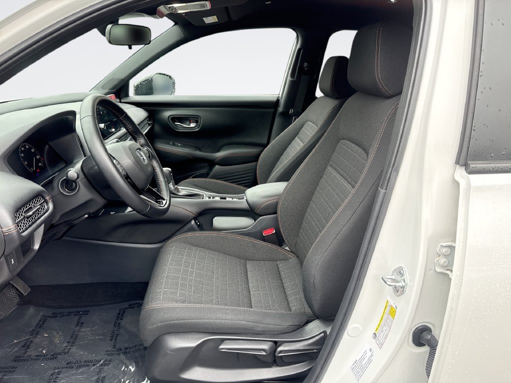 Used 2026 Honda HR-V Sport image 13