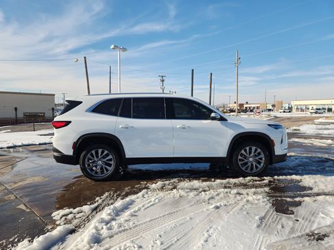 New 2026 Buick Envision Sport Touring image 7