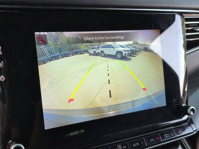 Certified 2023 Jeep Wagoneer L Series II AWD/4WD image 14