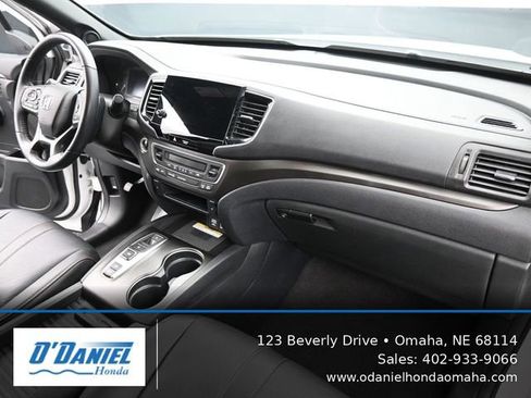 Used 2023 Honda Passport TrailSport image 42