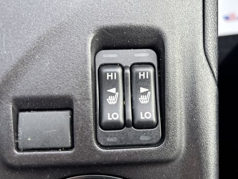 Used 2018 Subaru Impreza 2.0i Premium w/ Eyesight & BSD & Rcta image 20