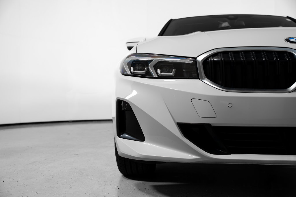 Used 2026 BMW 330i Sedan RWD image 18