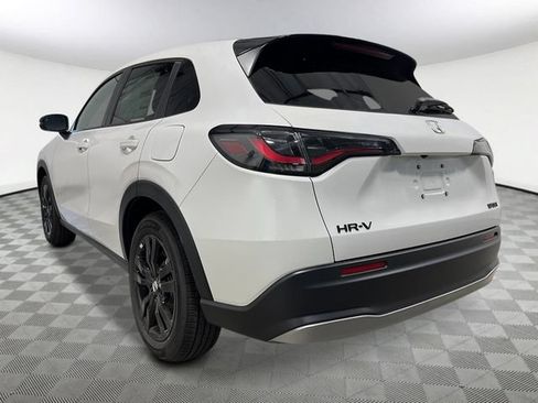 New 2027 Honda HR-V Sport image 4